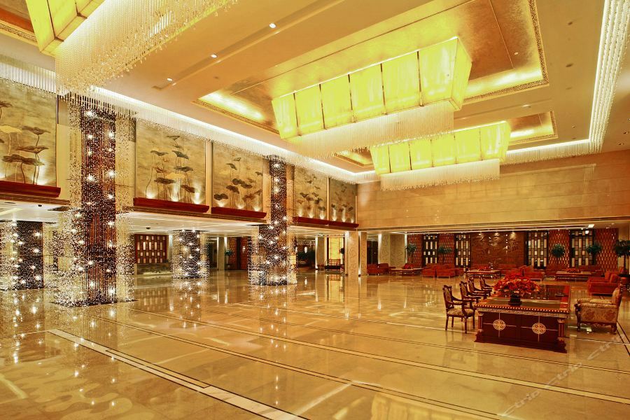 West International Trade Grand Hotel Peking Exteriör bild
